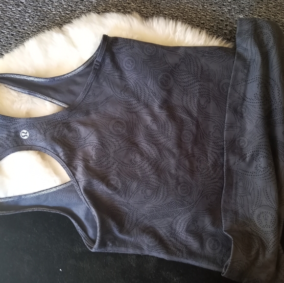 Lululemon 6 tak top - Picture 8 of 10